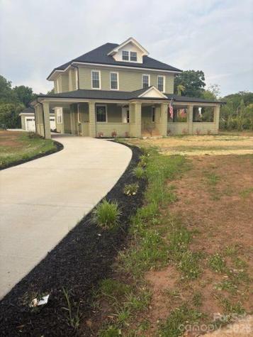 201 E First Street Lowell NC 28098