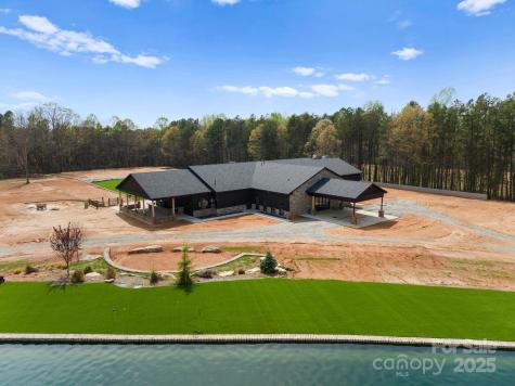 1565 Shinnville Road Cleveland NC 27013
