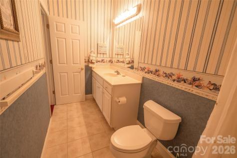 102 Fish Hawk Drive Hendersonville NC 28739
