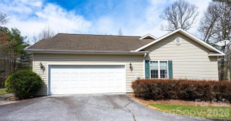 102 Fish Hawk Drive Hendersonville NC 28739