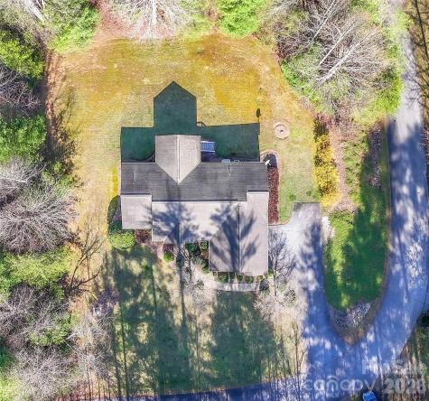 102 Fish Hawk Drive Hendersonville NC 28739