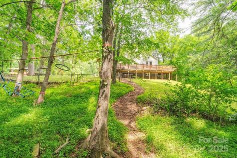 106 Shelburne Road Asheville NC 28806