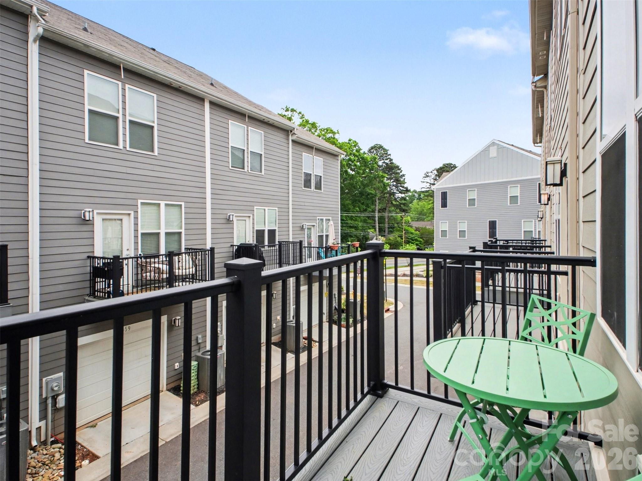 2011 Federation Court Charlotte NC 28205