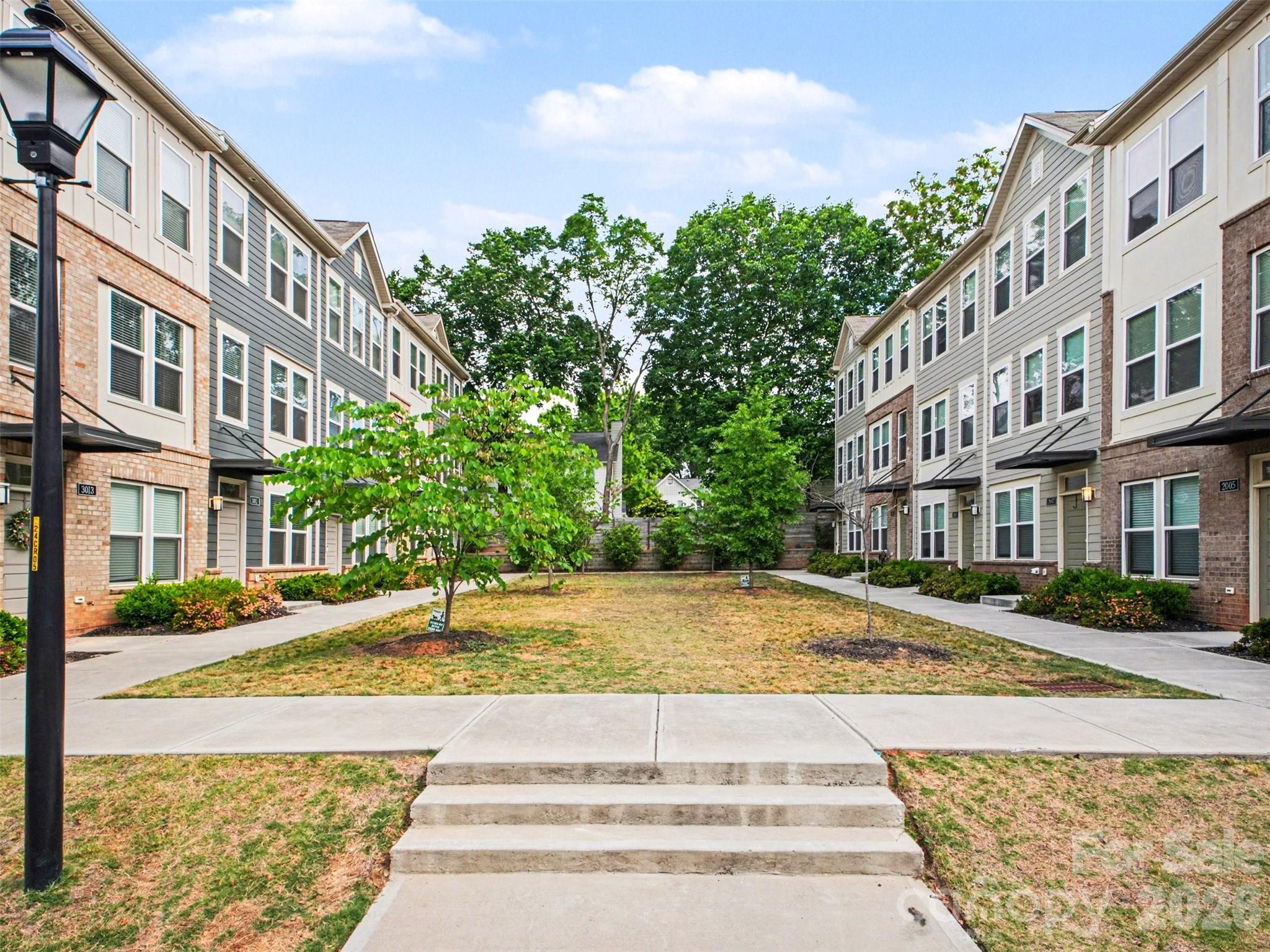 2011 Federation Court Charlotte NC 28205