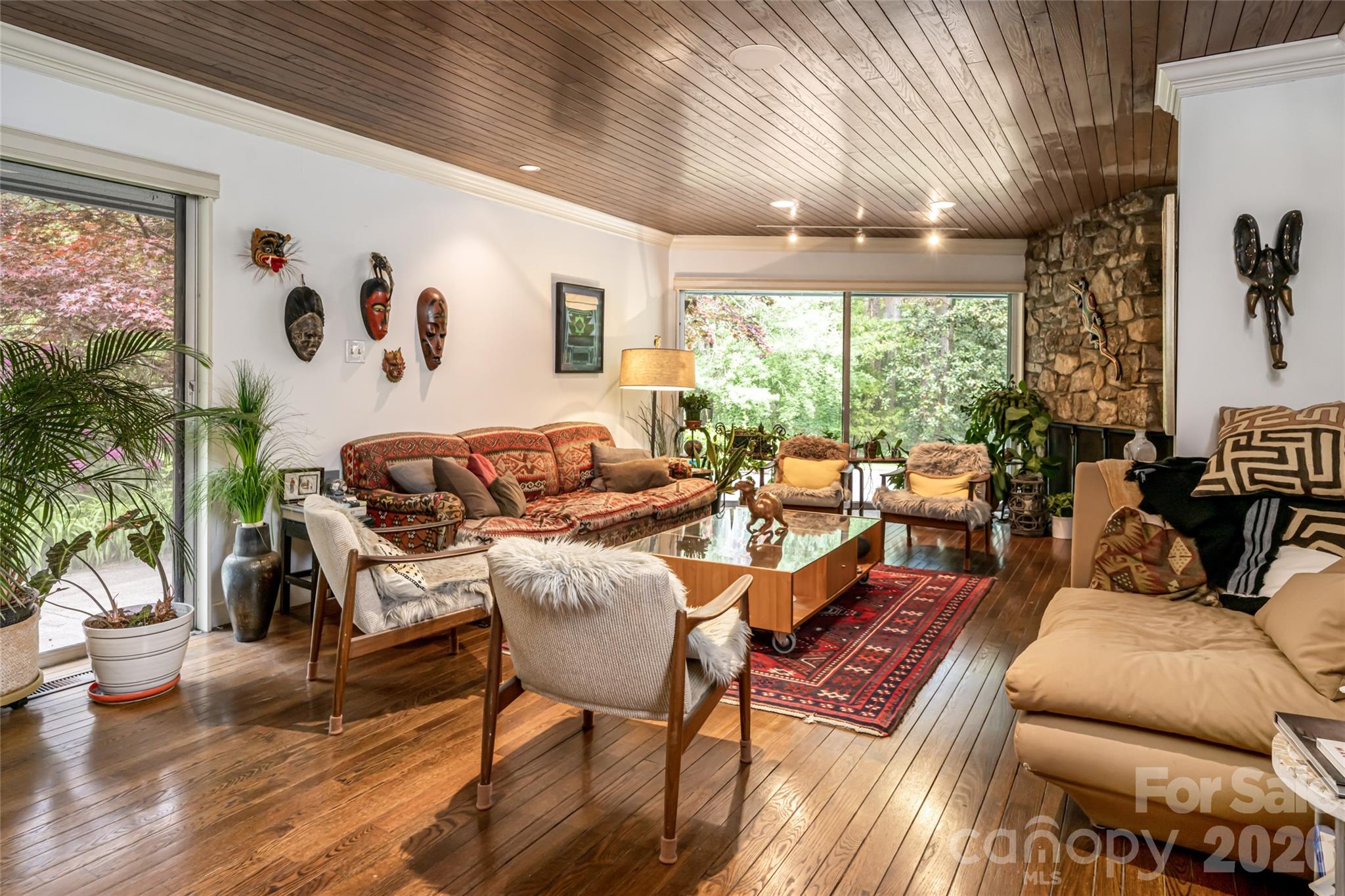 18 Forest Road Asheville NC 28803