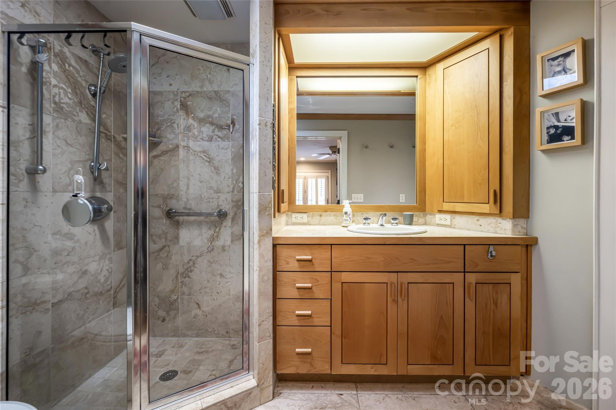 18 Forest Road Asheville NC 28803