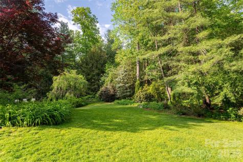 18 Forest Road Asheville NC 28803