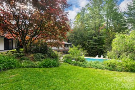 18 Forest Road Asheville NC 28803