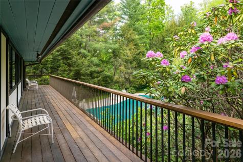 18 Forest Road Asheville NC 28803