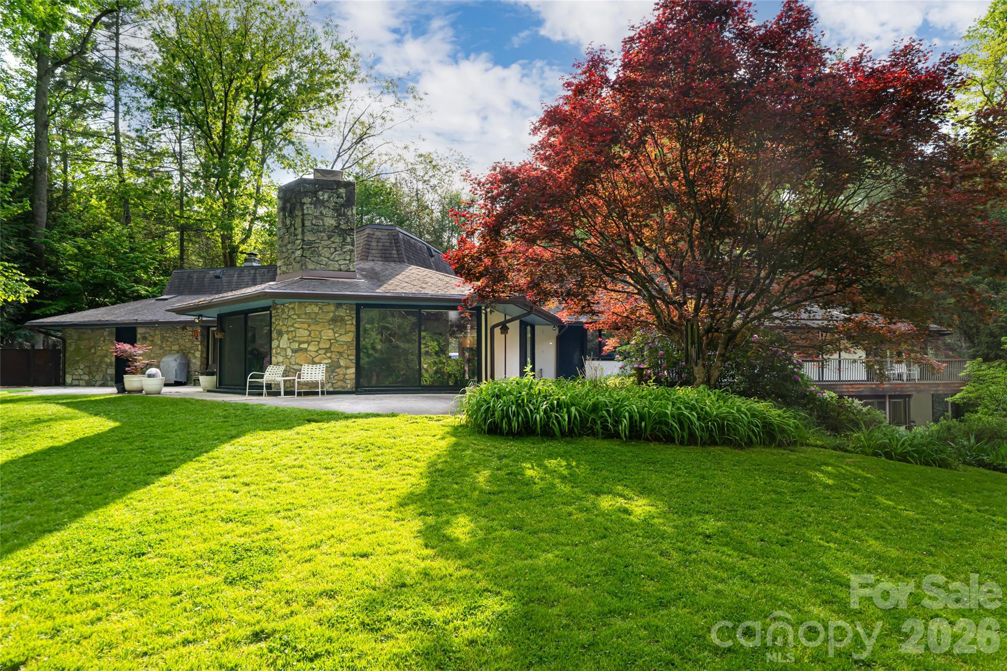 18 Forest Road Asheville NC 28803