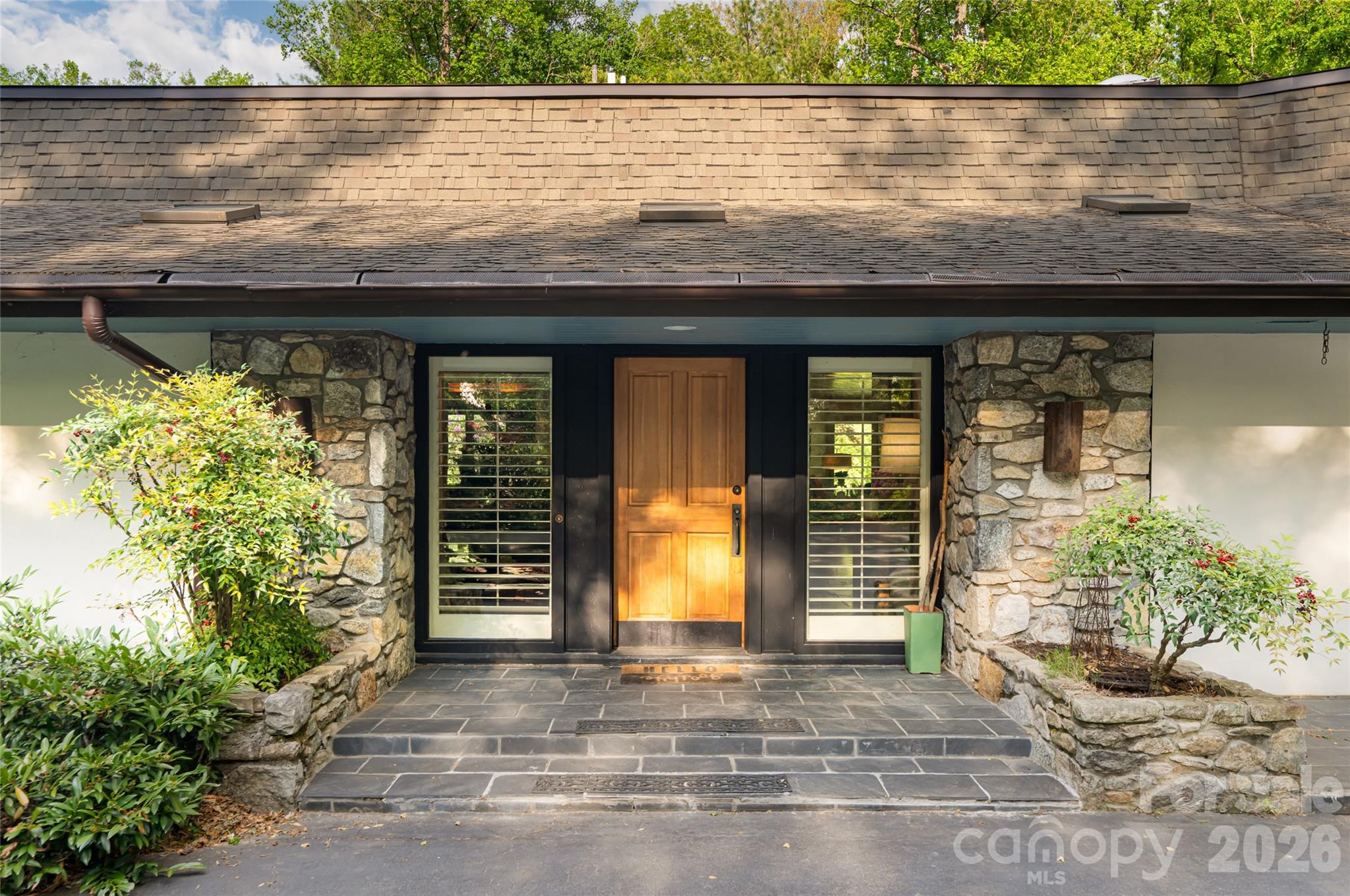 18 Forest Road Asheville NC 28803
