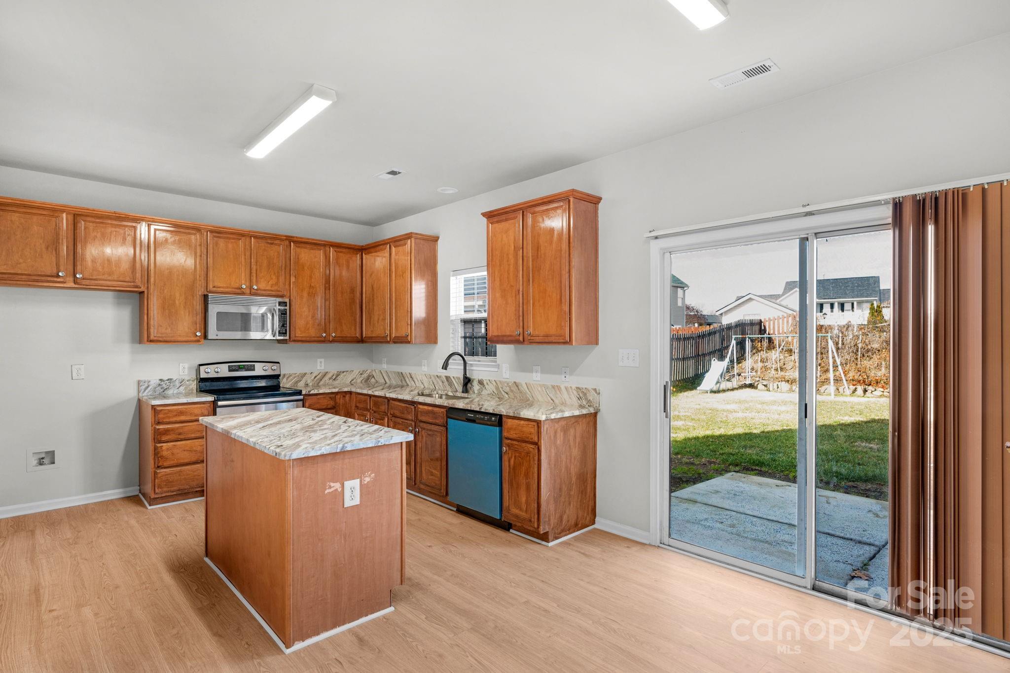 7027 Napton Court Charlotte NC 28213