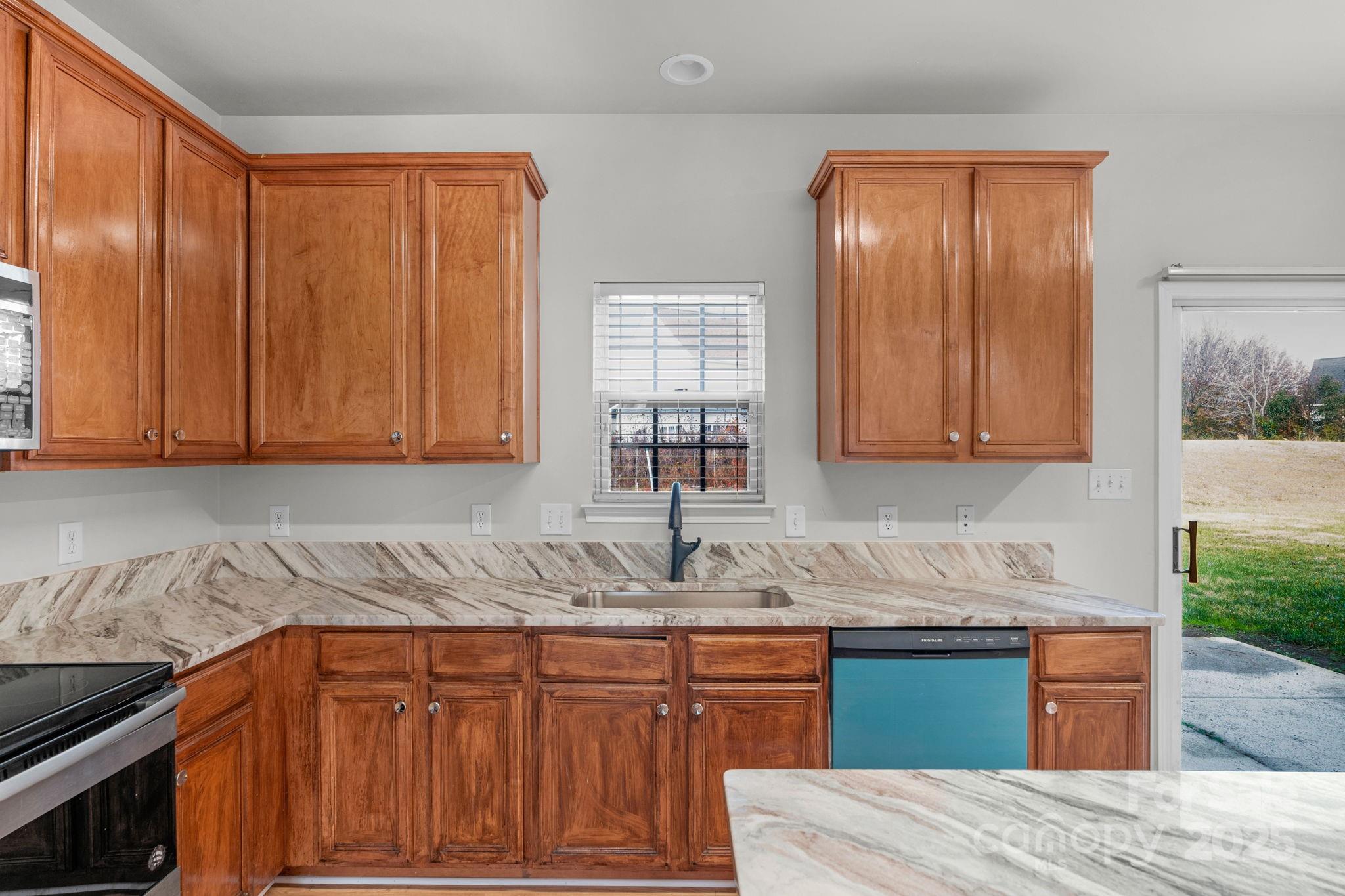 7027 Napton Court Charlotte NC 28213