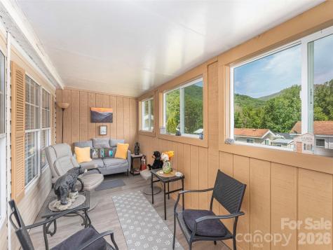 4 Levi Downs Maggie Valley NC 28751
