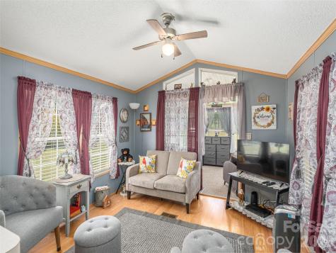 4 Levi Downs Maggie Valley NC 28751