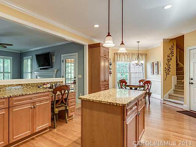 7001 Whitworth Way Charlotte NC 28270