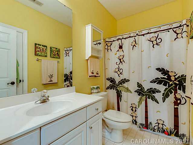 7001 Whitworth Way Charlotte NC 28270