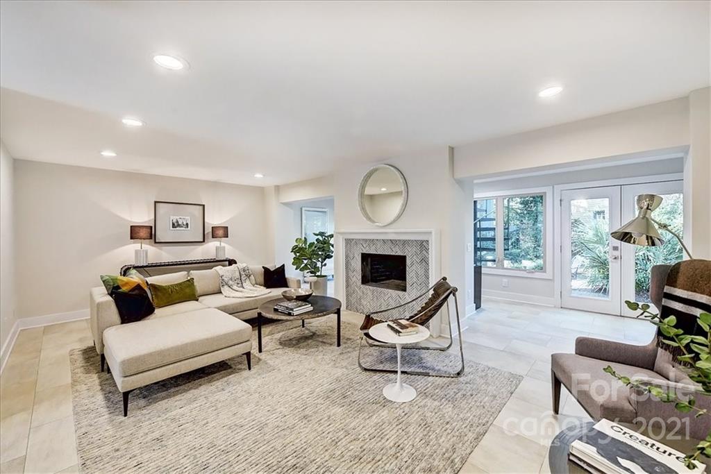 303 Settlers Lane Charlotte NC 28202