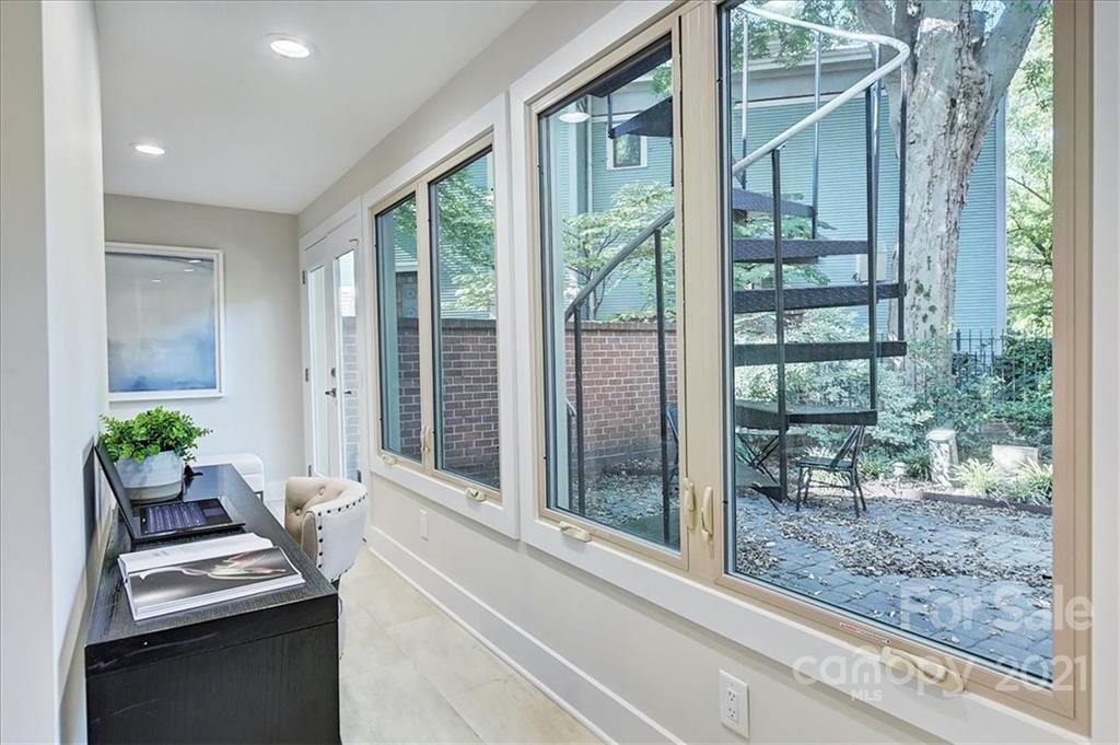 303 Settlers Lane Charlotte NC 28202