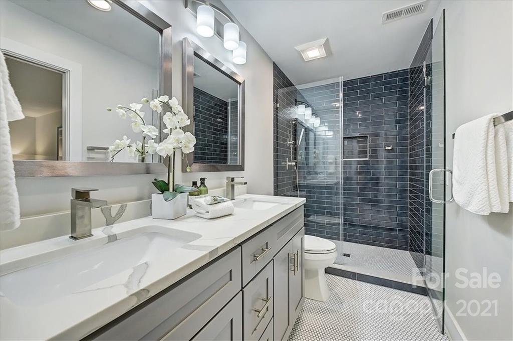 303 Settlers Lane Charlotte NC 28202