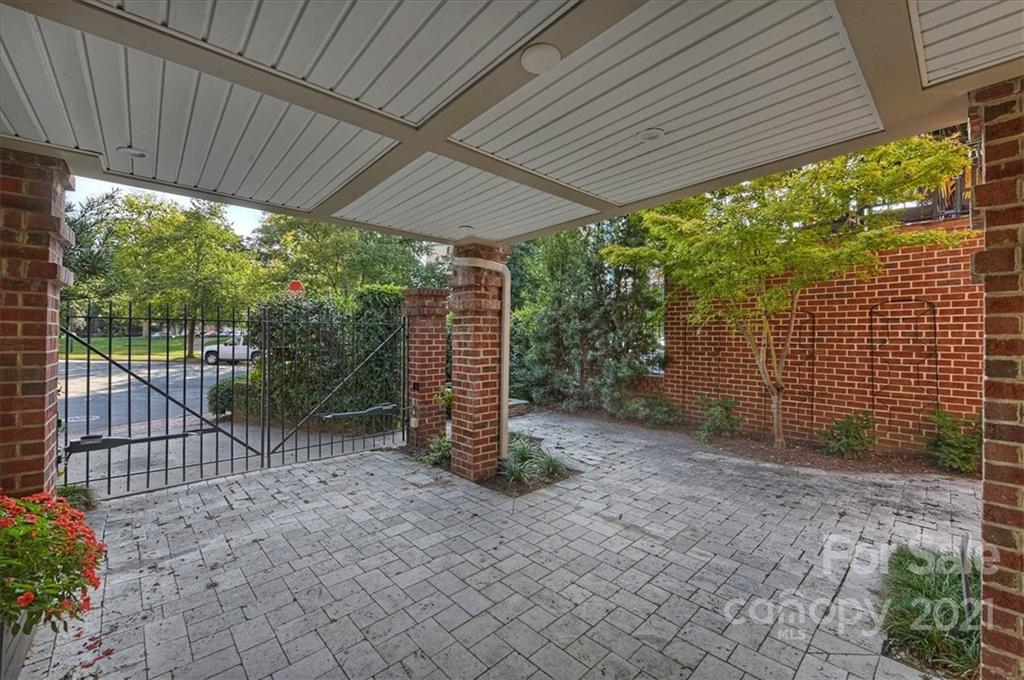 303 Settlers Lane Charlotte NC 28202