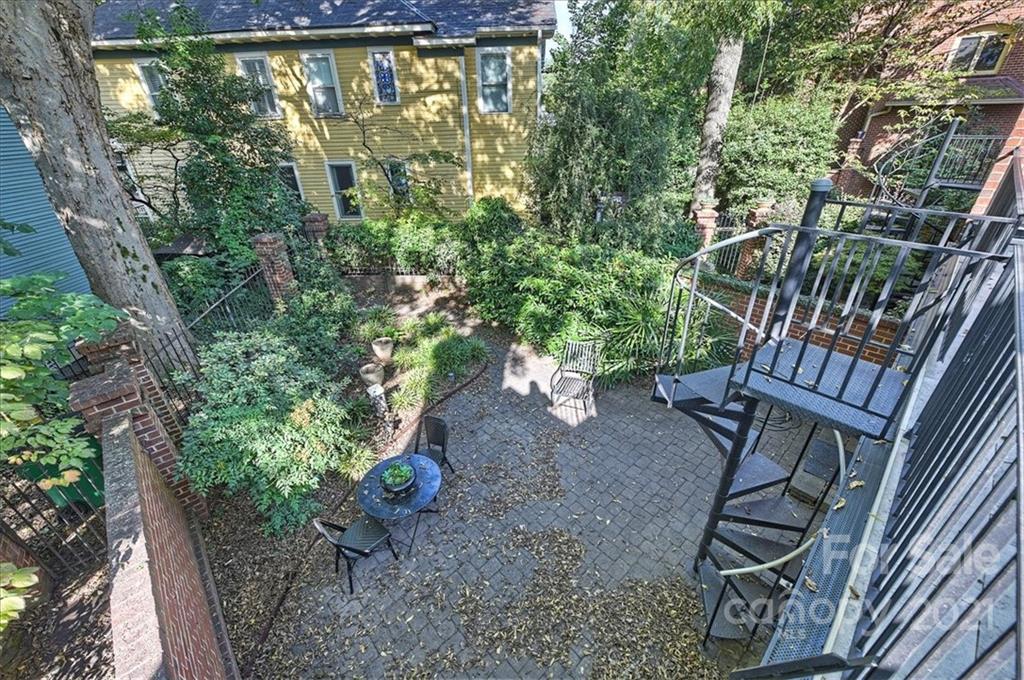 303 Settlers Lane Charlotte NC 28202