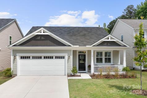 5027 Colline Court Charlotte NC 28216
