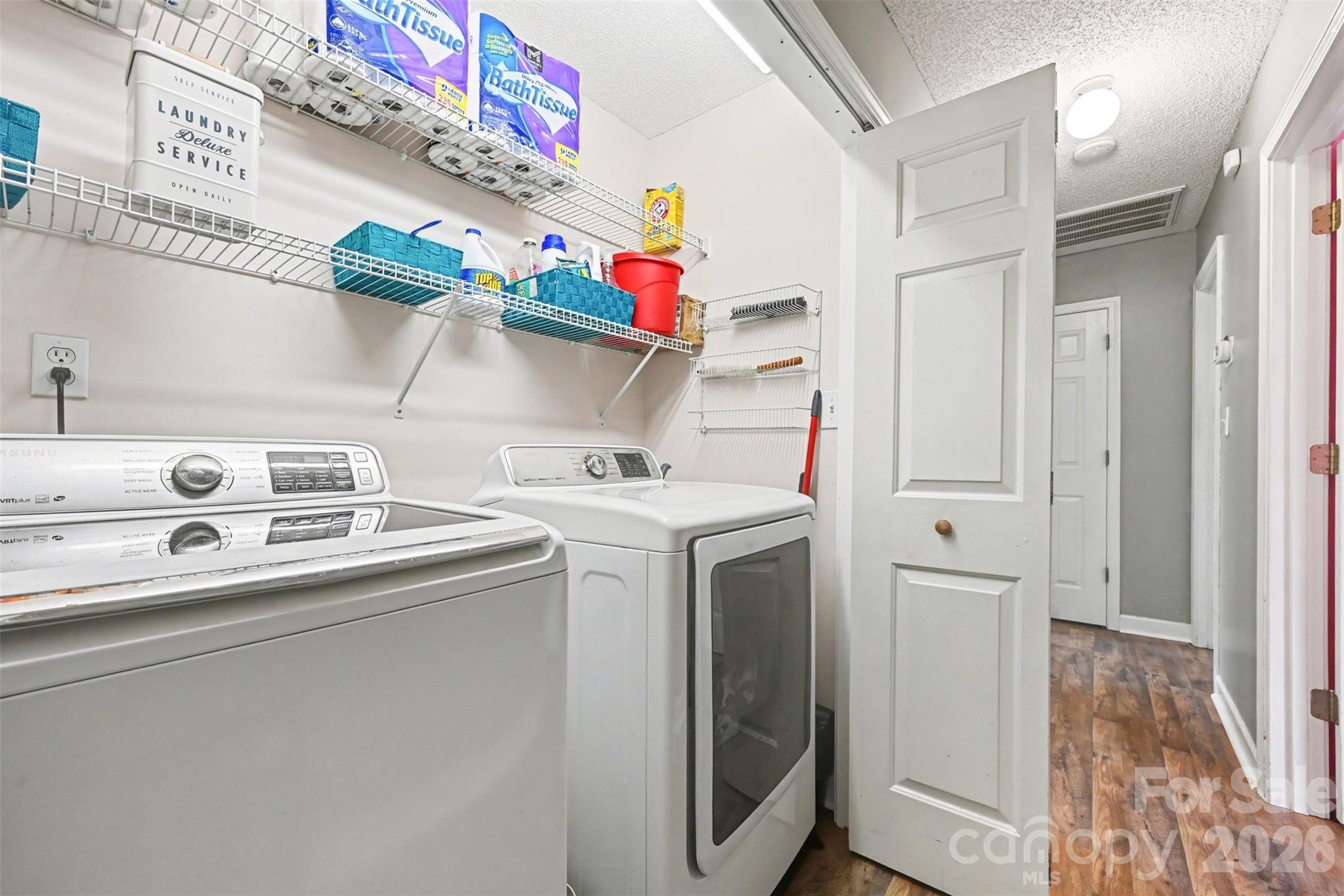 353 Woodlawn Avenue Mount Holly NC 28120