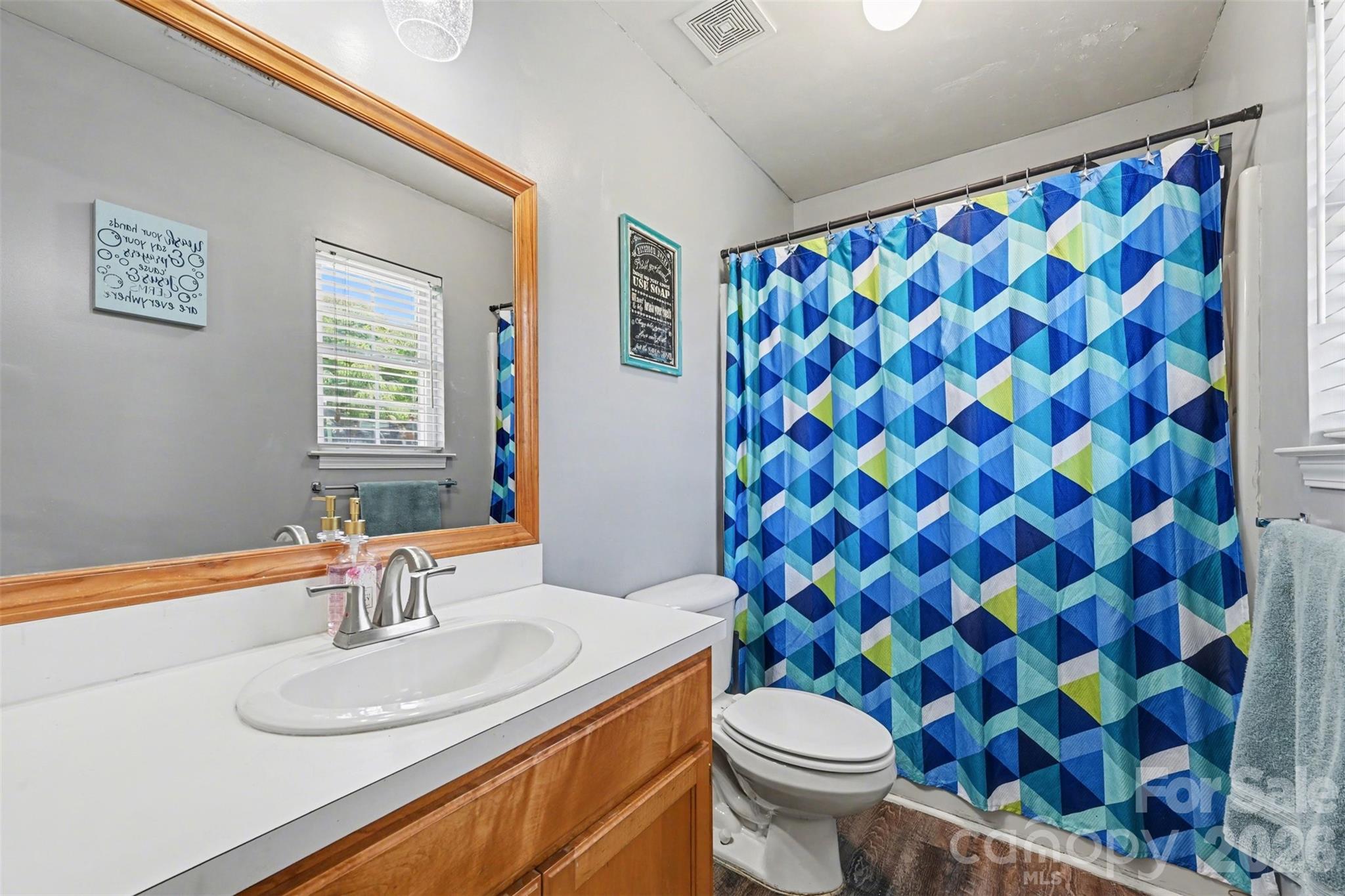 353 Woodlawn Avenue Mount Holly NC 28120