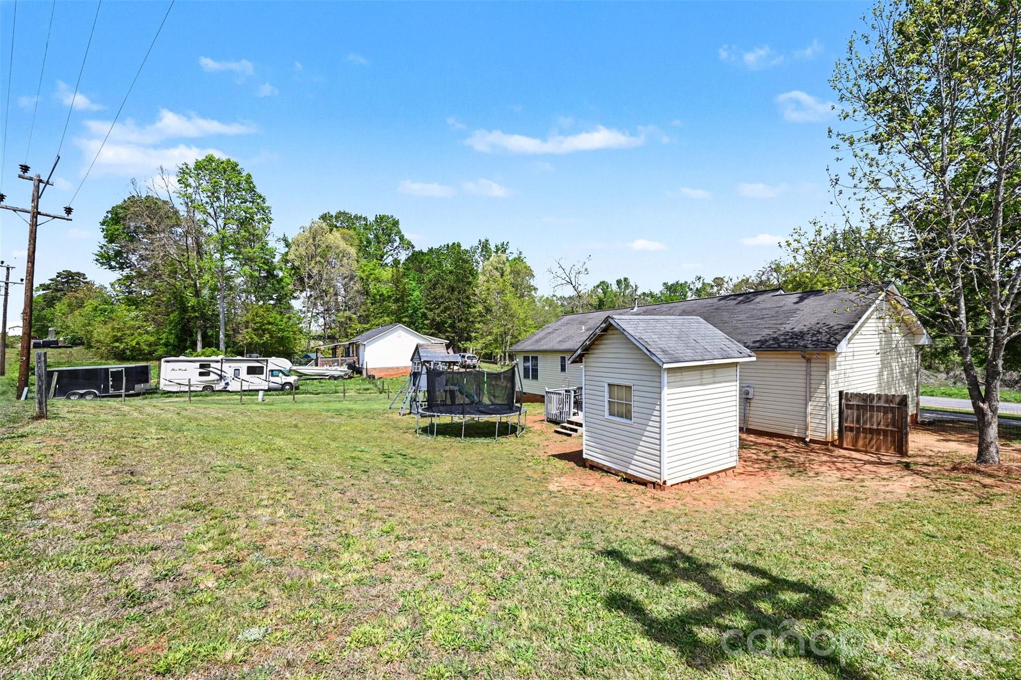 353 Woodlawn Avenue Mount Holly NC 28120