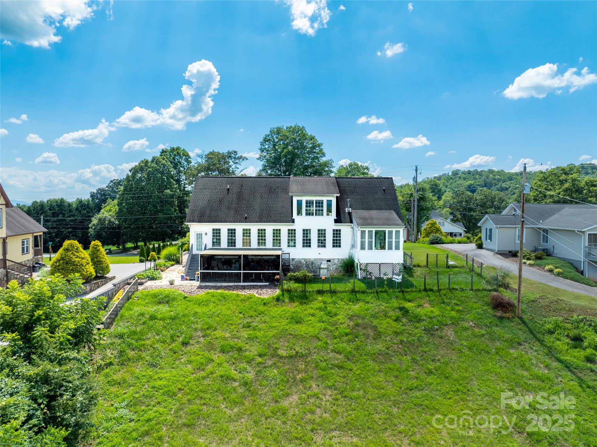 1011 S Main Street Mars Hill NC 28754