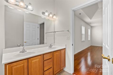 2 Thornwood Court Arden NC 28704