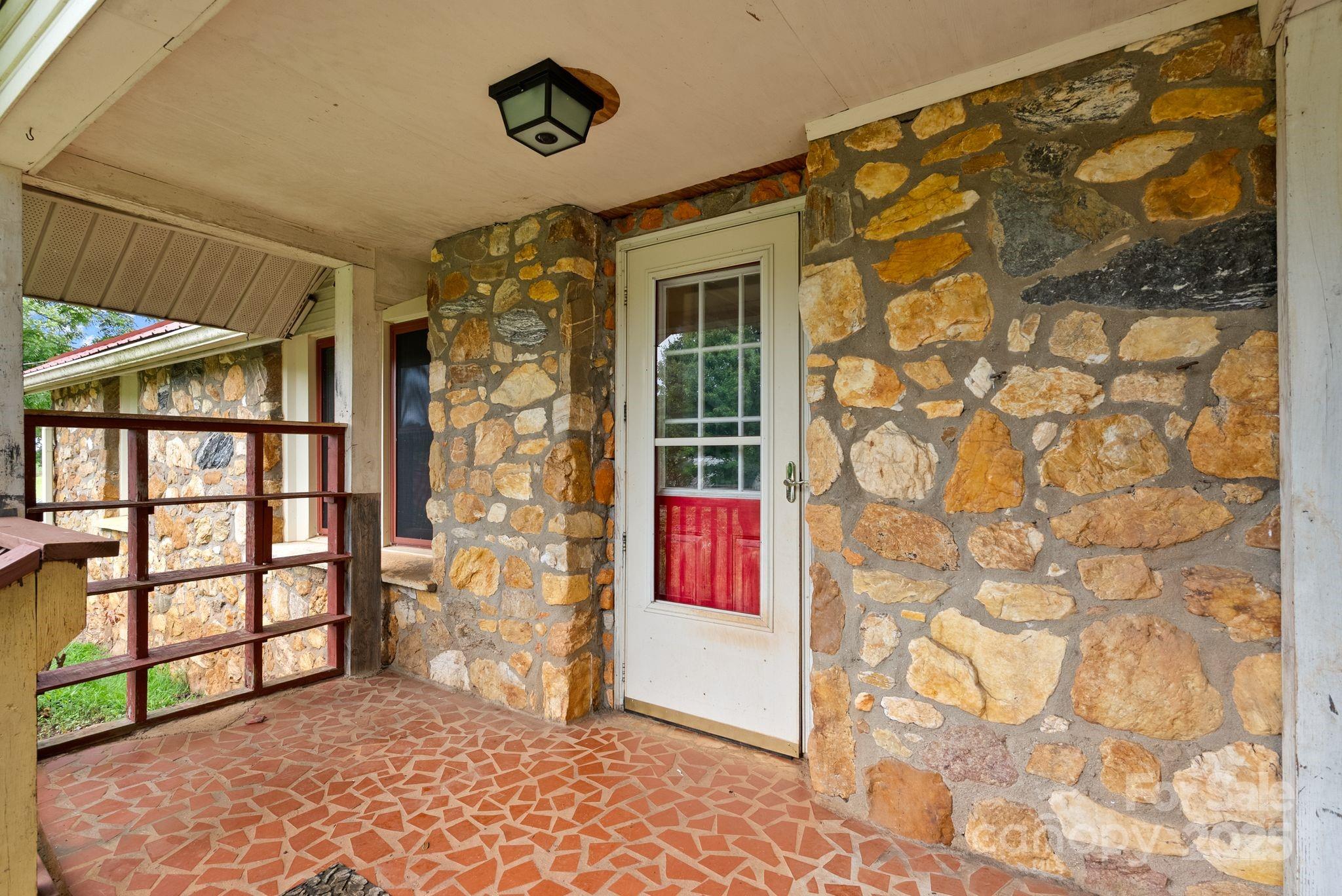 61 Brooks Branch Road Leicester NC 28748