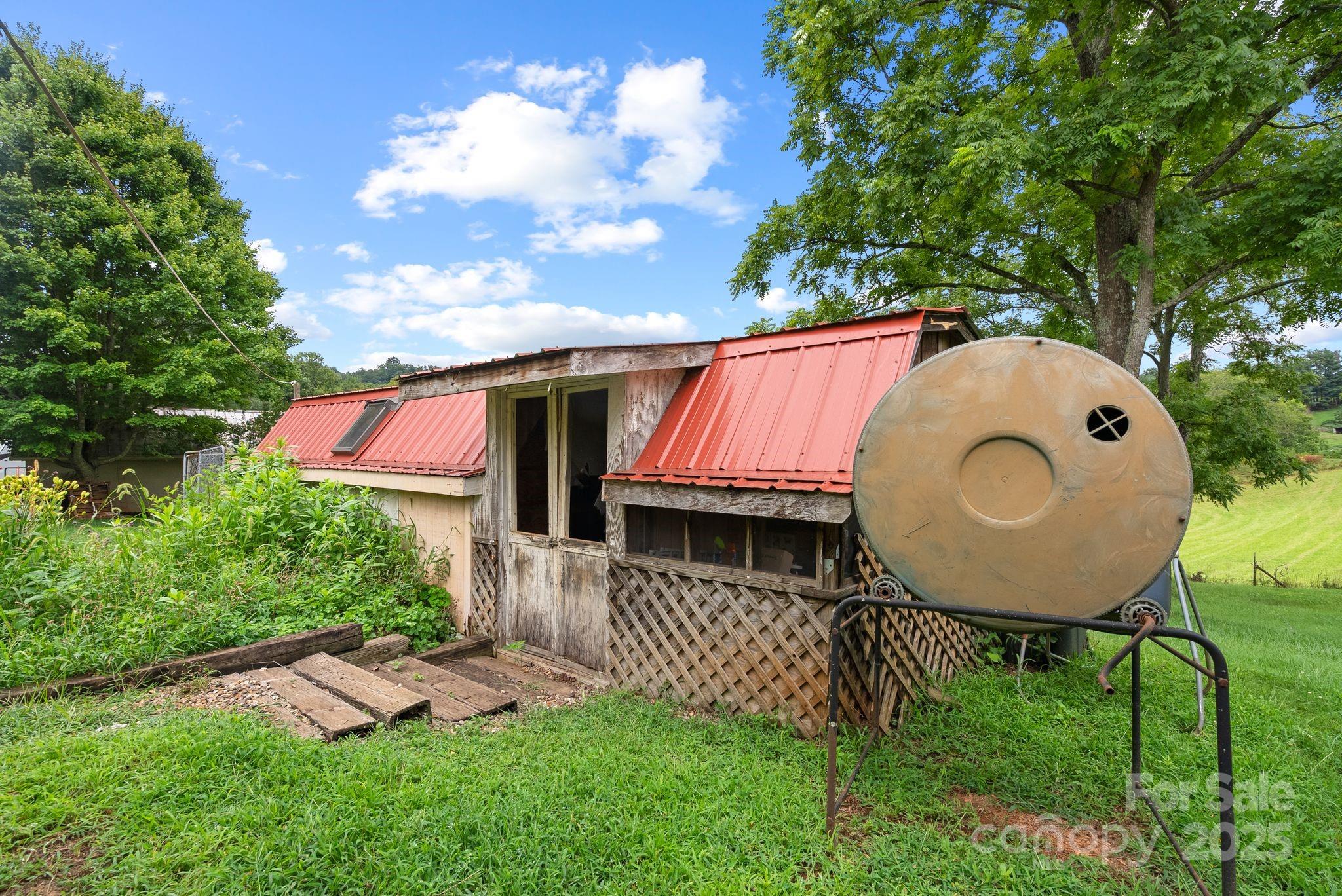 61 Brooks Branch Road Leicester NC 28748