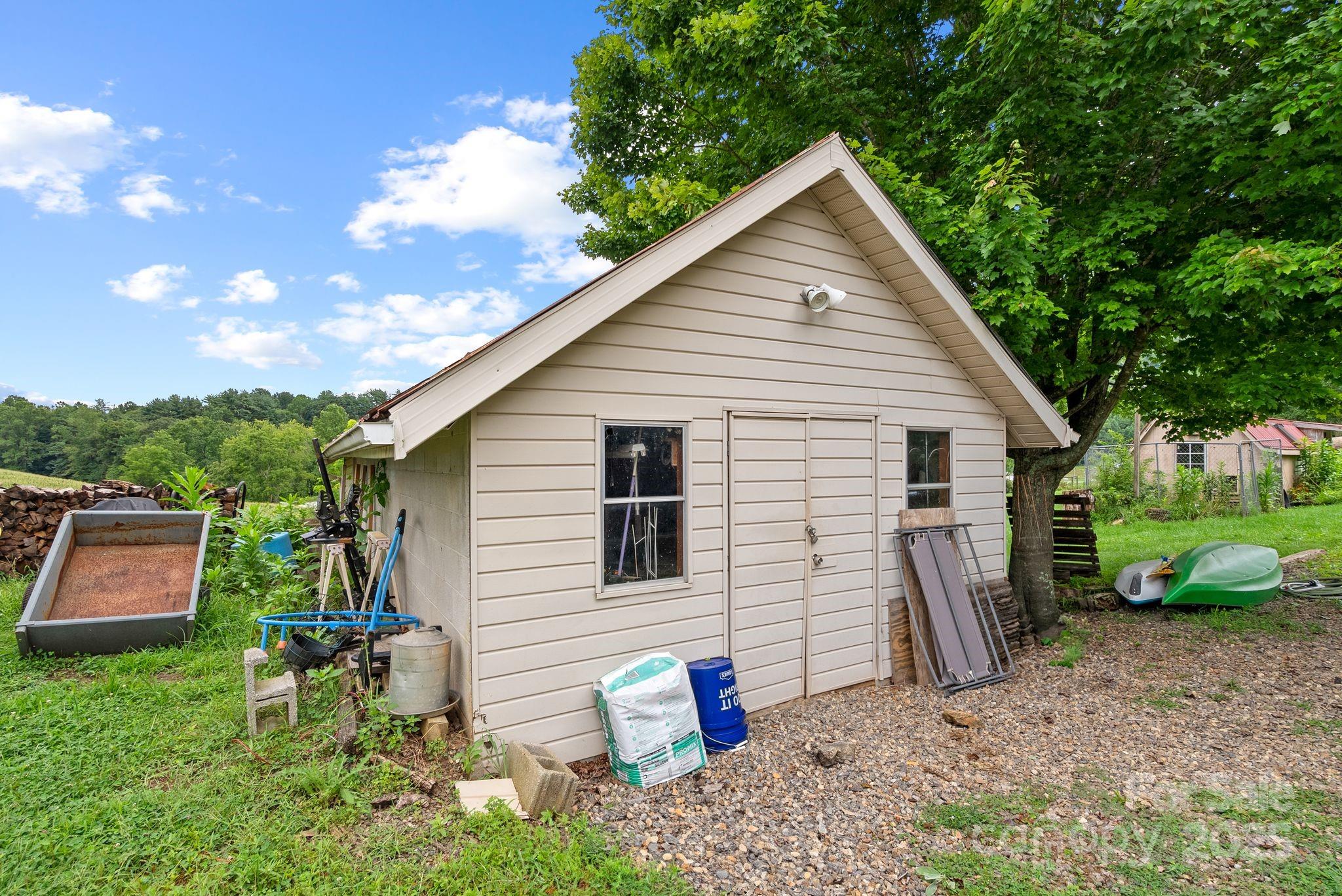 61 Brooks Branch Road Leicester NC 28748