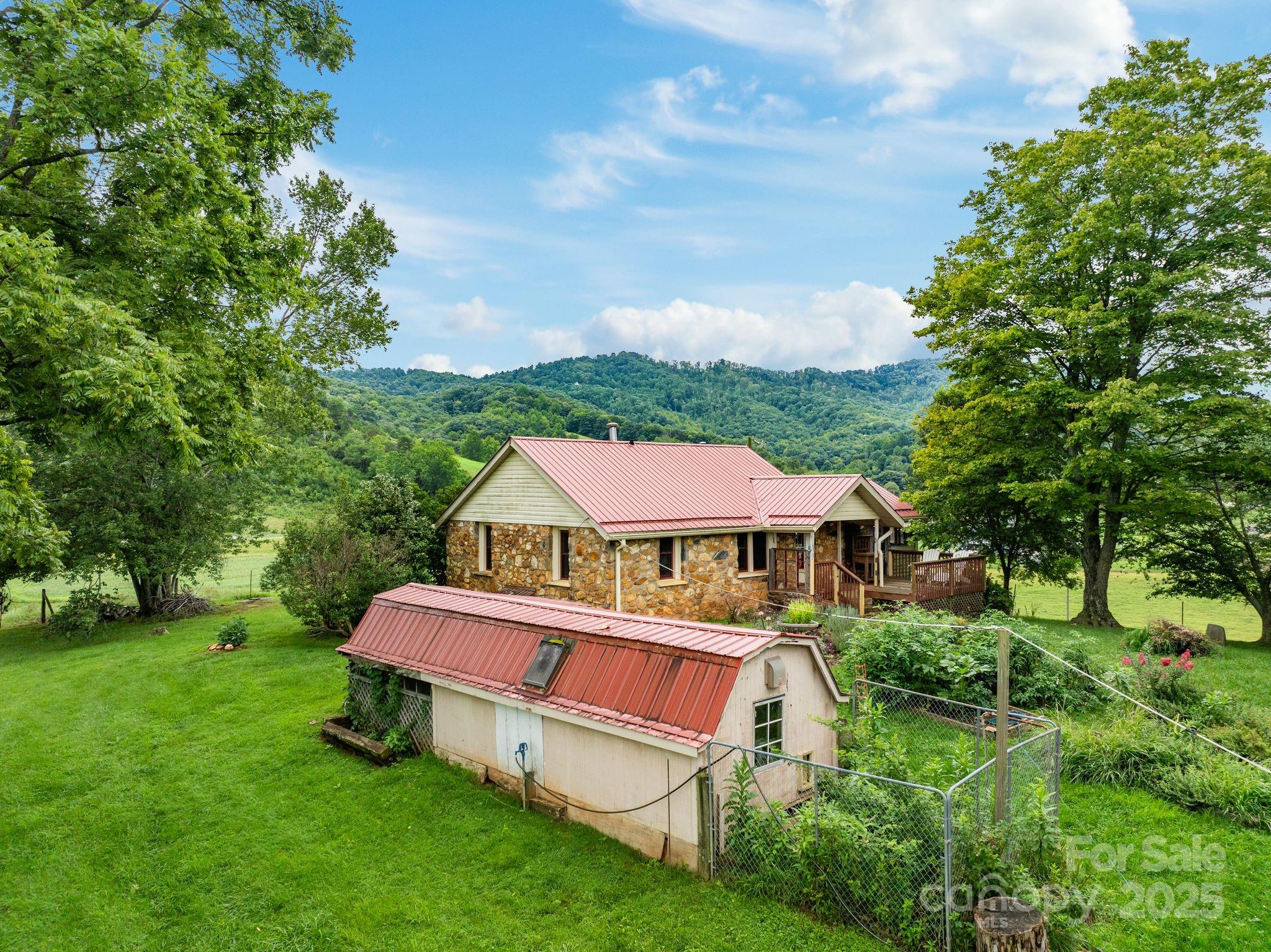 61 Brooks Branch Road Leicester NC 28748