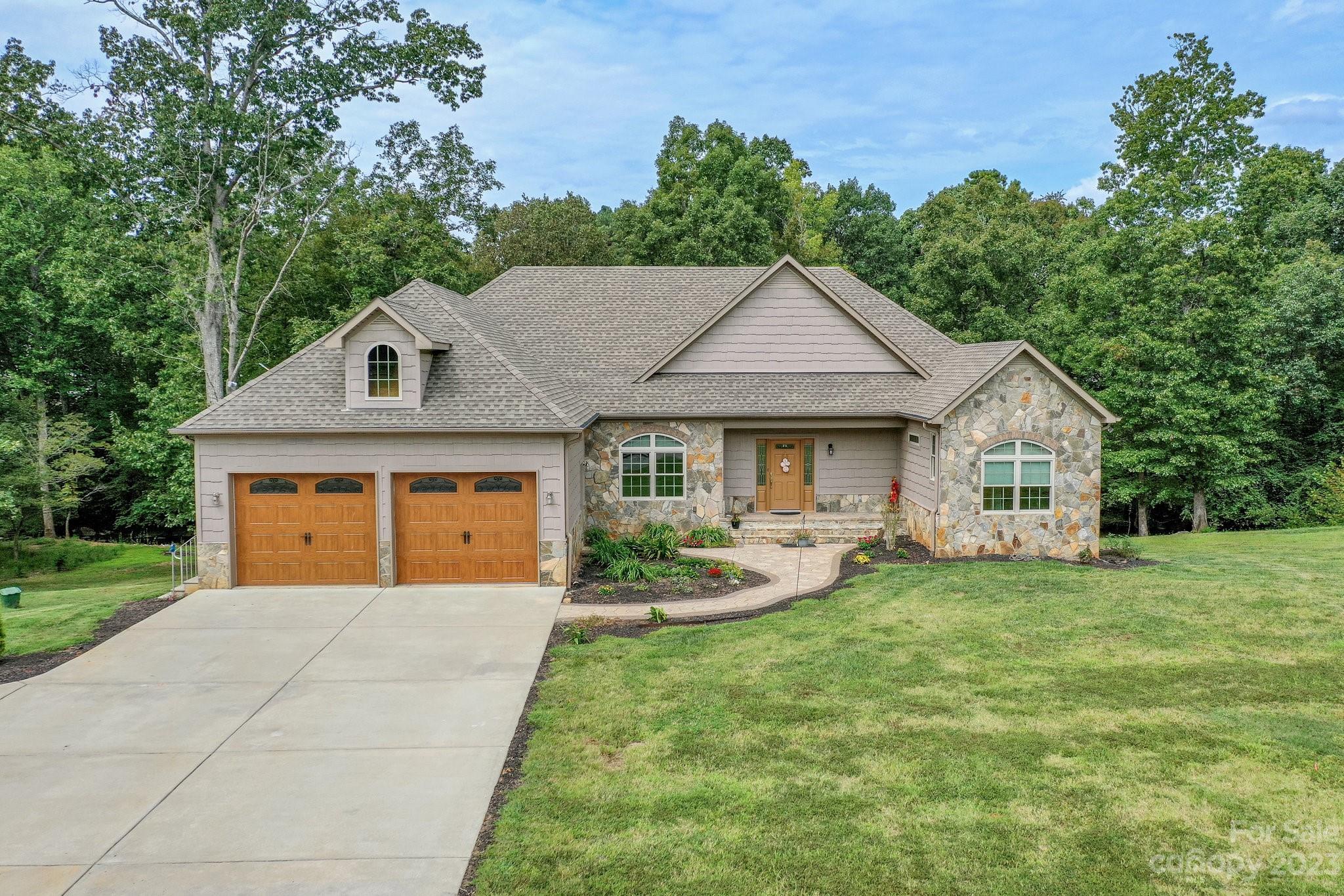 1045 Harley Way Gastonia NC 28056