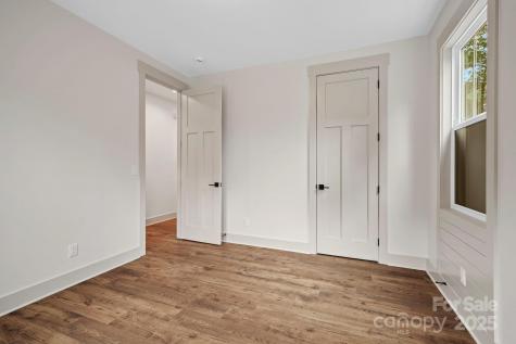 8 Heartleaf Circle Arden NC 28704