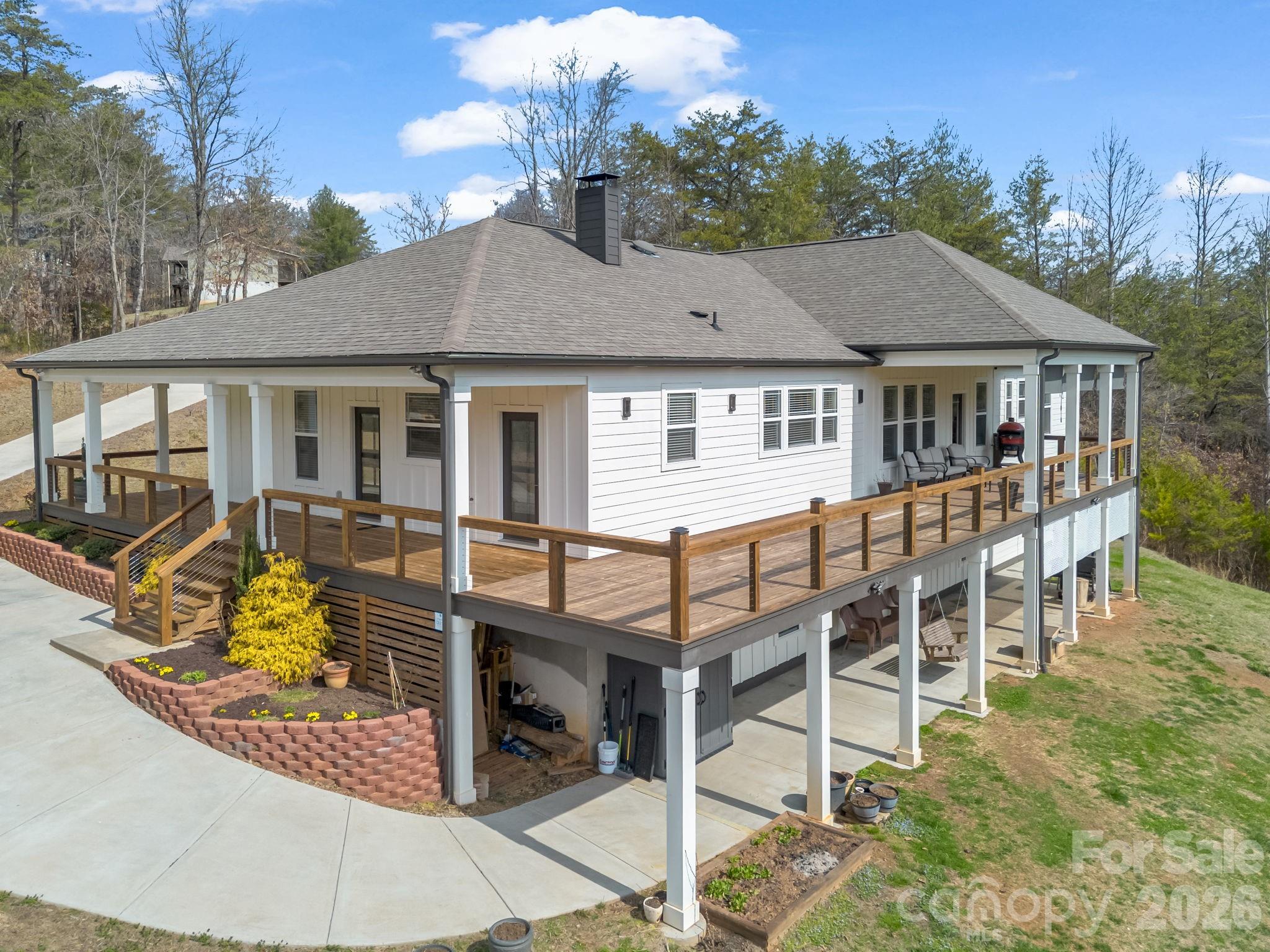 24 Chapel Hill Lane Leicester NC 28748