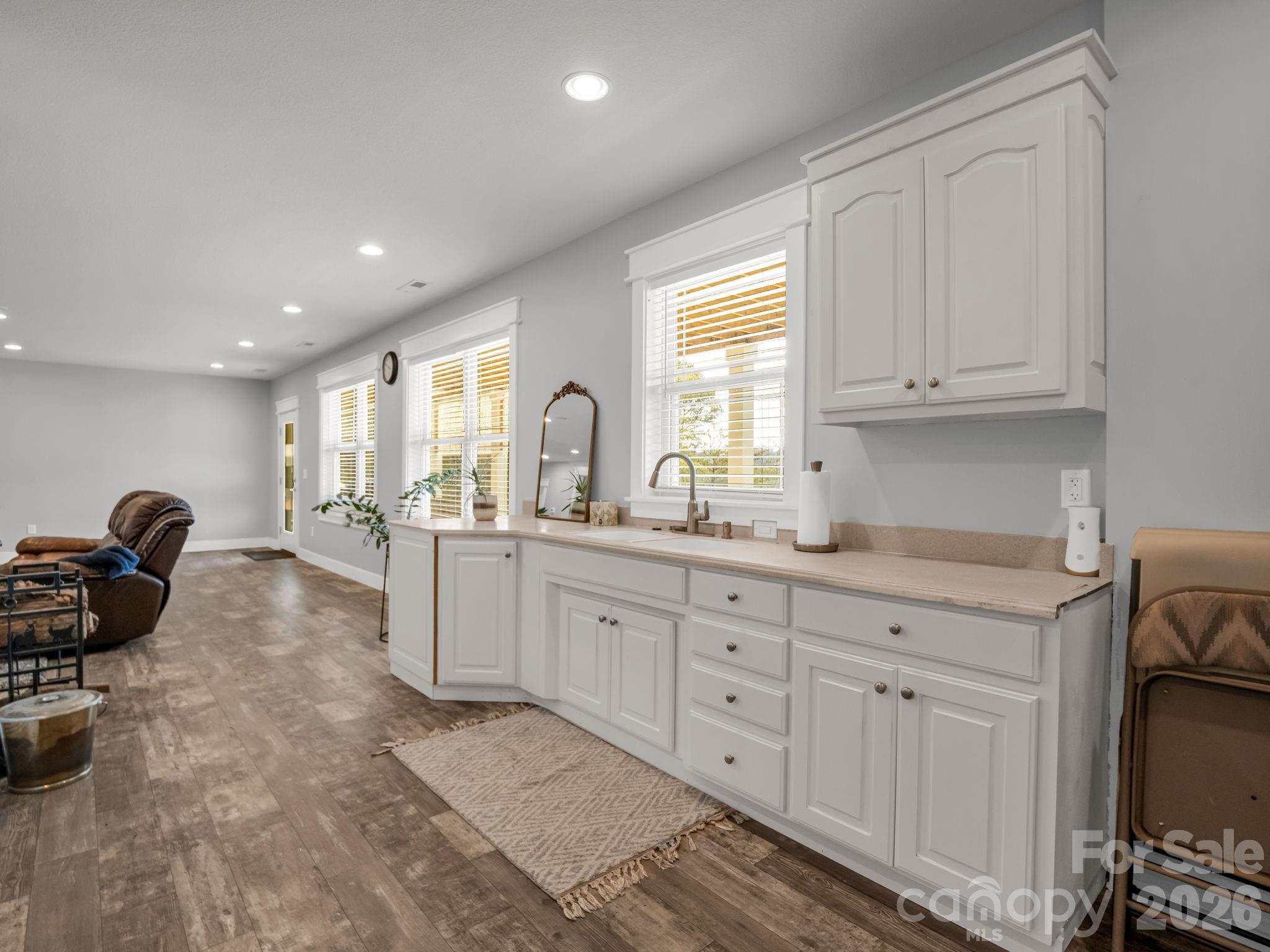 24 Chapel Hill Lane Leicester NC 28748
