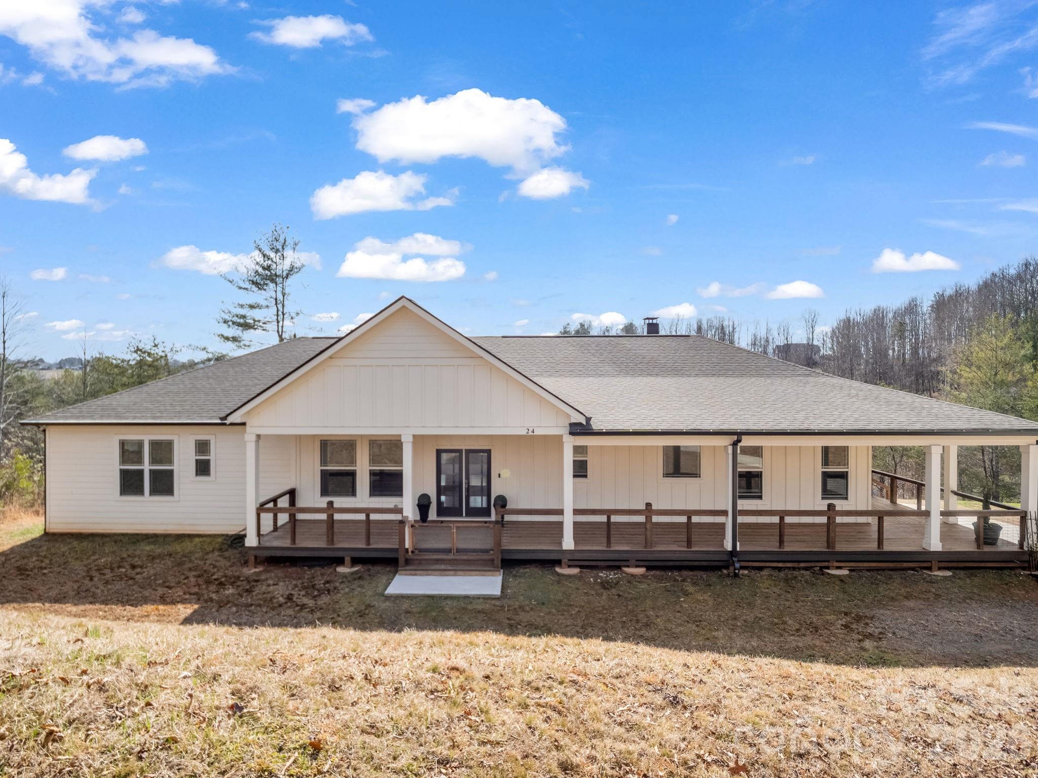 24 Chapel Hill Lane Leicester NC 28748
