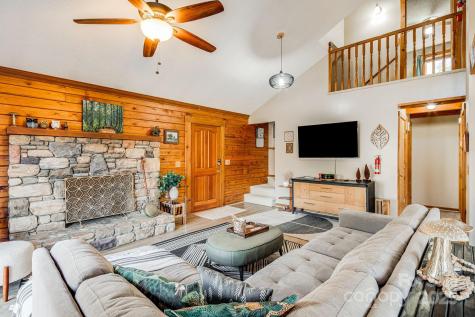 1 Lynnette Drive Fairview NC 28730