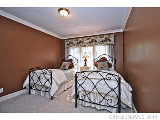 4610 Messian Court Charlotte NC 28210