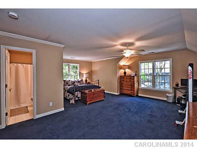 4610 Messian Court Charlotte NC 28210