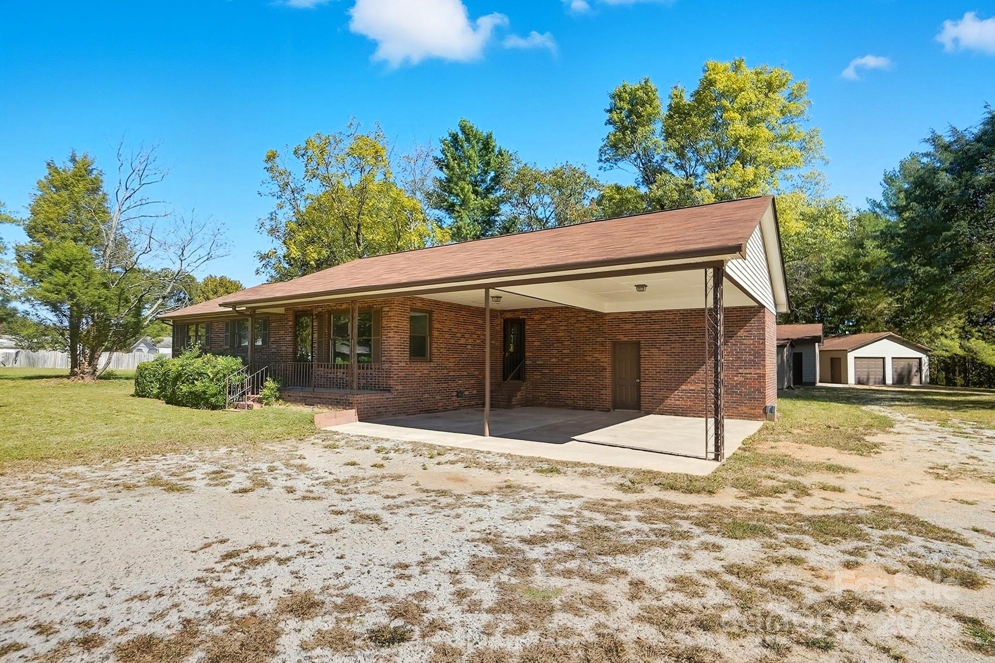 3230 W Innes Street Salisbury NC 28144