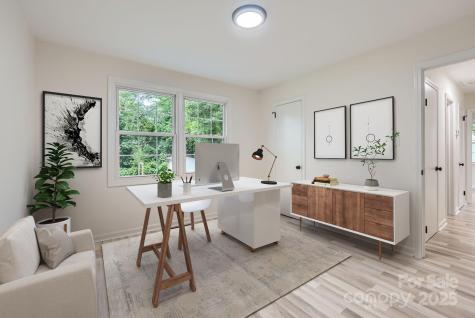 1224 E Woodlawn Road Charlotte NC 28209