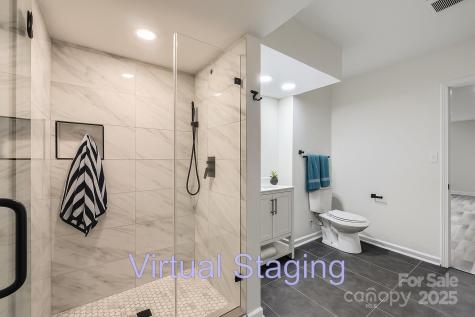 1224 E Woodlawn Road Charlotte NC 28209