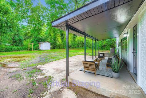 1224 E Woodlawn Road Charlotte NC 28209