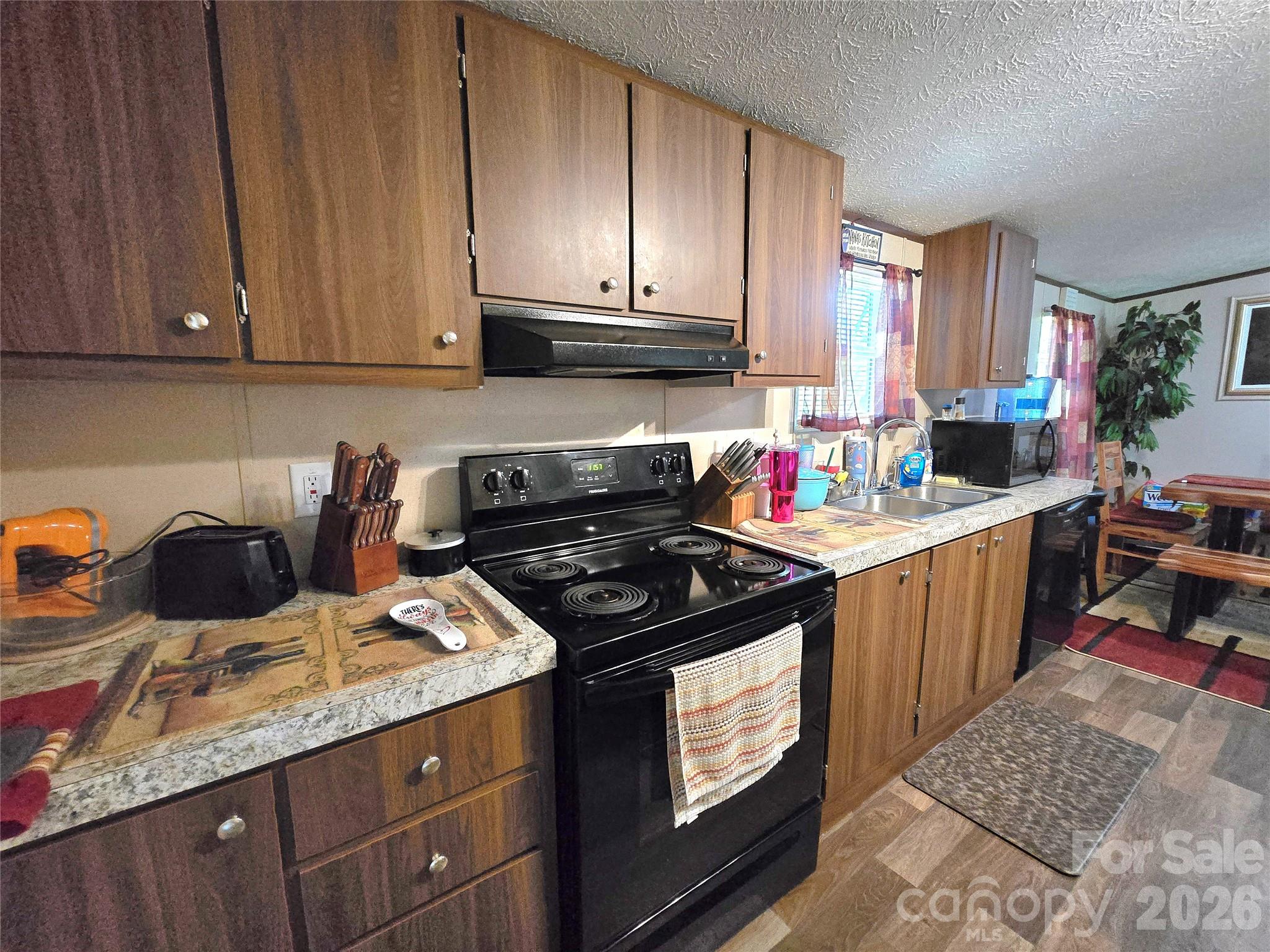 221 Turkey Pen Gap Road Horse Shoe NC 28742