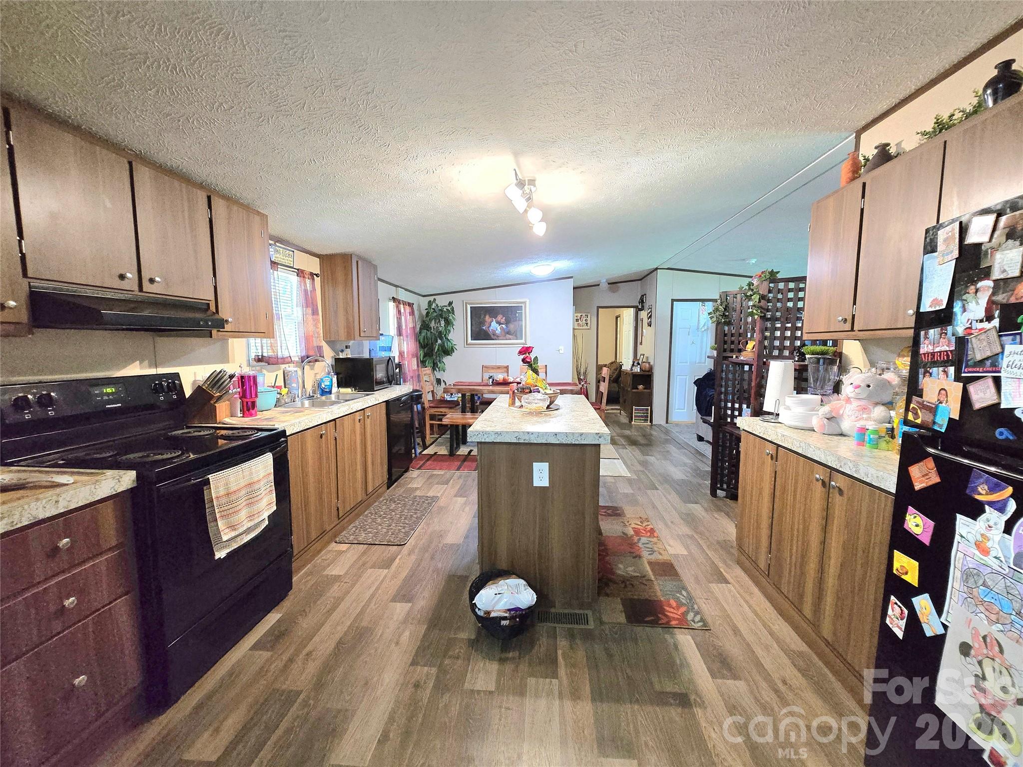 221 Turkey Pen Gap Road Horse Shoe NC 28742